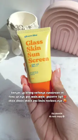 shock banget ternyata emang gong bgt nih sunscreen gloow&be. pantesan temen satu sekolahan glowingggg ternyata andalannya ini 🥵🌞💛 #sunscreen #sunscreenviral #sunscreenreview #sunscreengloowbi #gloowbi #skincareroutine #skincare 