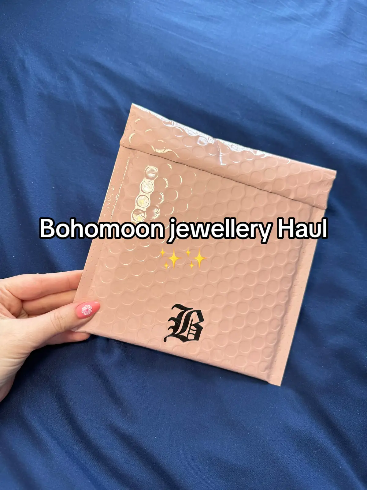 I didn’t realise how stunning the jewellery is from bohomoon… I will definitely be ordering some more! @Bohomoon #bohomoon #bohomoonjewellery #bohomoonhaul #bohomoonnecklace #jewelry #jewellery #jewelrytiktok #personalised 