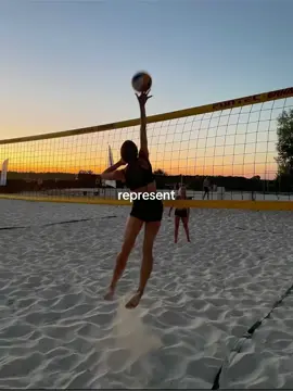 volleyball version #sports #volleyball #fyp #viral 