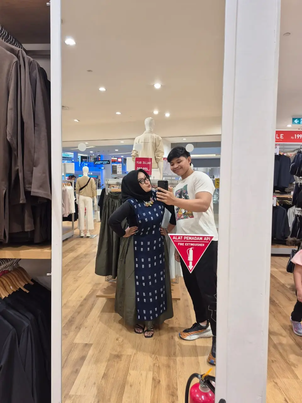 pilih-pilih rok lucu di unicolo🤏🏻👋🏻