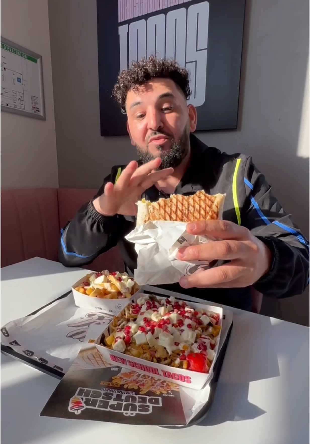 Vous pensez qu'il m'en veut encore ?  En tout cas je me suis réconcilié avec le Berliner (mais seulement dans le tacos)  @New School Tacos vous m'avez donné tort avec la gamme Super Deutsch ! 👏🏼