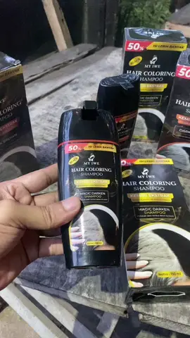 Shampoo uban ampuh banget. Ada warna hitam, coklat, coklat tua dan biru tua. Langsung aja klik keranjang kuning
 #shampooubanviral #shampoouban
 #myiwe #pewarnaanrambut #myiwe #sampopewarnaanrambutmyiwe #penghitamuban #penghilanguban
 #shampooubancoklat #coklat #darkbrown #racuntiktok #belilokal #belilokaltiktok 