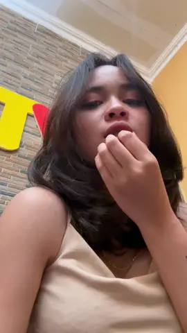 cium sini 