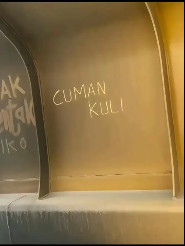 Pap cowok gila kerjaaa🔥🔥🤟#capcut #trend #lewatberanda #xyzabc #fyppppppppppppppppppppppp #fouryoupage #2025 #kulihpabrik #paprandom 