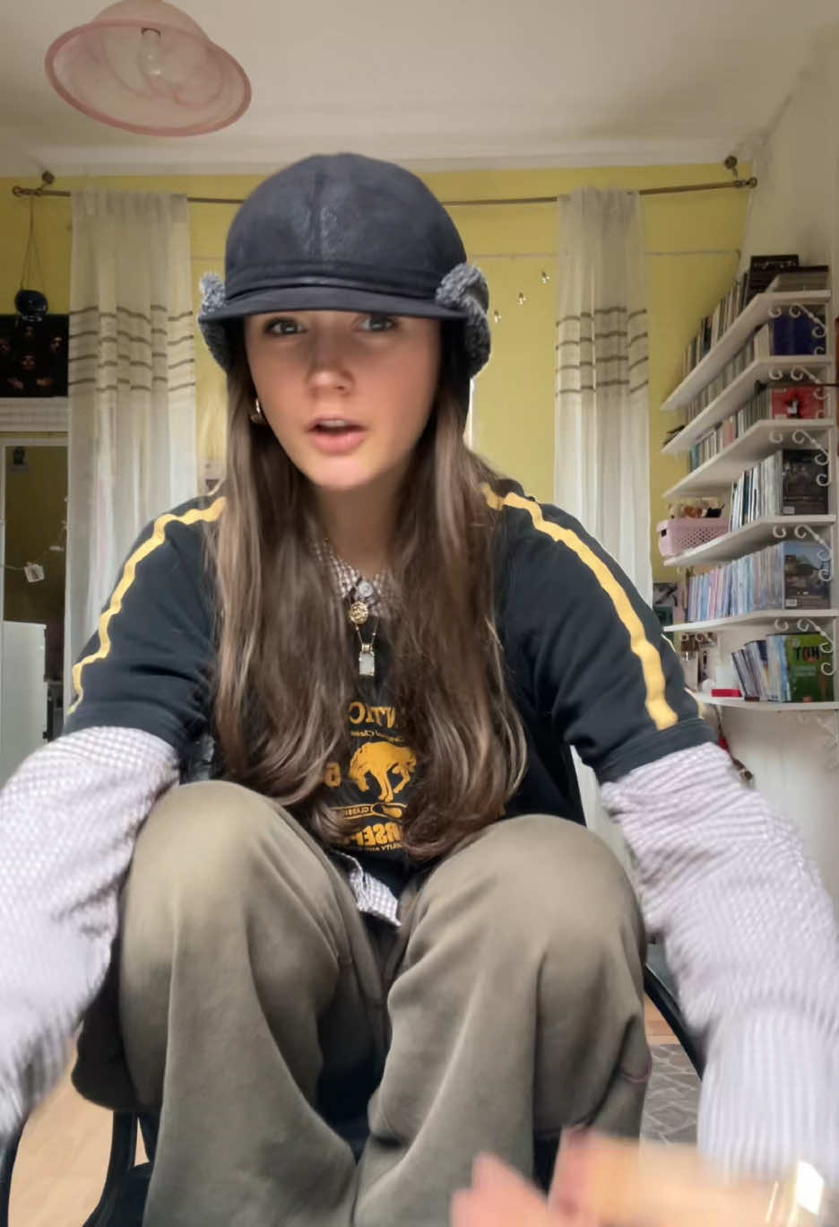 i was not finished💔 also homeless ahh fit🏄‍♀️ #fyp #foryoupagе #fashion #fashiontiktok #outfit #outfitinspo #fit #fitcheck #OOTD #streetwear #streetwearstyle #FitTok #styletips #styleinspo #jewelry #clothes #thrifted #tyler #tylerthecreator #ifhy #rap #hiphopmusic #room #coolgirl 