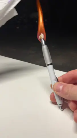 🔥 Transform a pen into a lighter!😱 Have you ever thought that a simple pen could become a lighter? ✍️🔥 In this video I show you how, with a few materials and a pinch of ingenuity, you can create a DIY lighter. Perfect for emergency situations or simply to amaze your friends! 🚀 #DIYLighter ##LifeHack #UsefulTricks #CreativeDIY #DIY #UsefulProjects