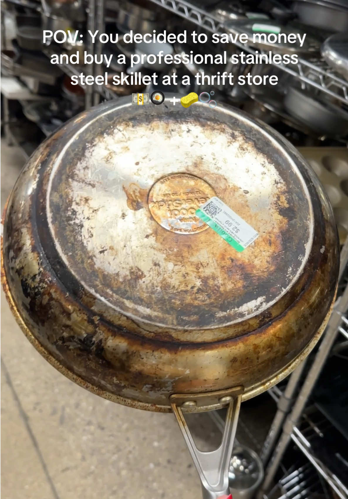 I managed to save about $60 and the pan still looks like new 🤩 #CleanTok #restoring #thriftstore #asmr #asmrcleaning #asmrvideo 
