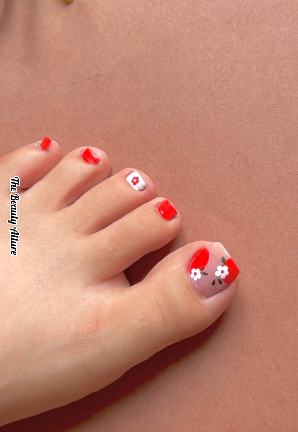 💅❤️ easy floral toe nail art #nail #nails #nailsnailsnails #nailart #nailarts #nailartdesign #nailarttutorial #easy #easynailart #beginnersnailart #notoolnailart #notools #nailartwithouttools #nailartathome #athomenails #nailstyle #nailswag #nailsinspiration #nailpro #nailartist #nailtutorial #naildesign #nailart2024 #thebeautyallure 