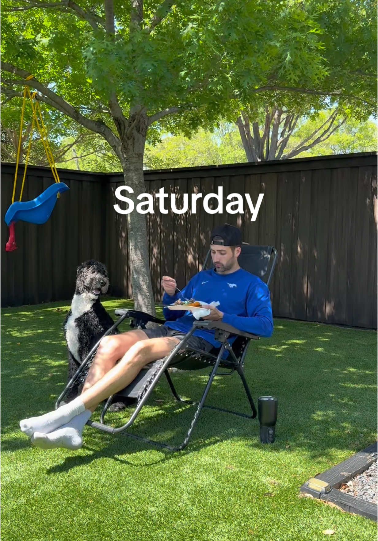 Happy Saturday ☀️ #yardwork 