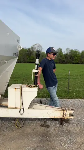 It’s time to fertilize! This is an experienced farm hand who makes life a lot easier around the farm.#farmfamily #farmer #fertilize#farmboy#farmkids#hayfields 