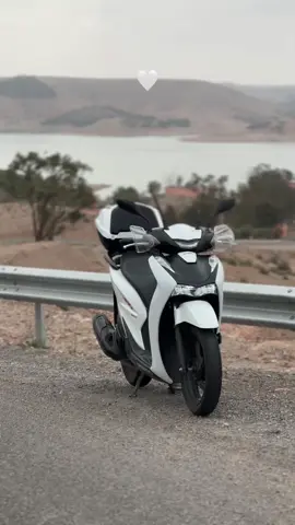 Machaâllah🤍  #bikelife#sh150i#honda#sh125i#capcut#morroco🇲🇦🇲🇦🇲🇦