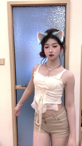 寶寶別看文案 看我