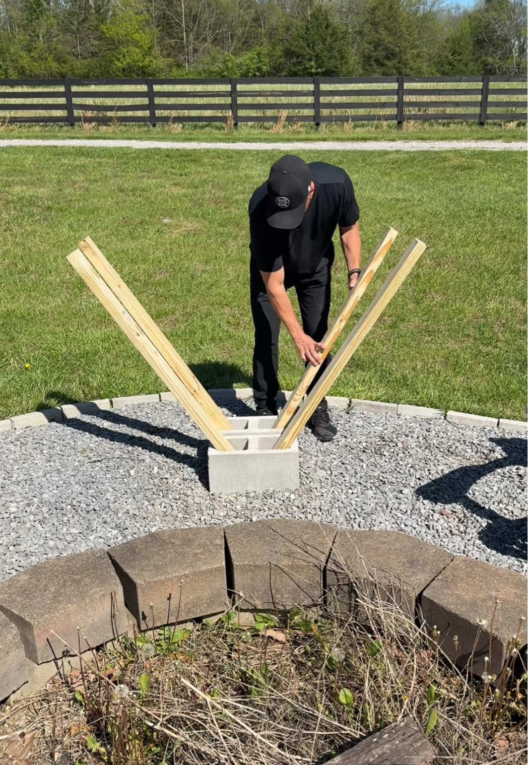 Time for some parties ourside! 🔥 #DIY #dad #Outdoors #bonfire 