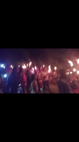 Pawai Obor SLH Bina dan masyarakat Dem #sukudem#pedalamanpapua #pawaiobor #happyeaster 