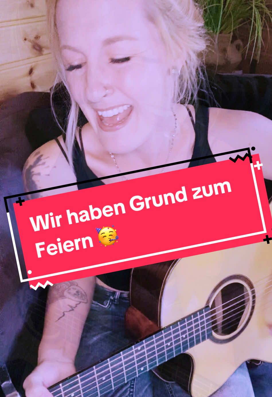 Einen wunderschönen guten Morgen ☀️  Er ist ein Unikat, er ist ein musikalisches sowie künstlerisches Supertalent, er ist großartig…..er ist einfach OTTO!!! 🥳 Cover: Otto Waalkes - Wir haben Grund zum Feiern 🥳  Welches ist dein Lieblingslied von Otto? #ottowaalkes #sängerin #acousticcovers #acoustic #gitarre #musiker #musik 