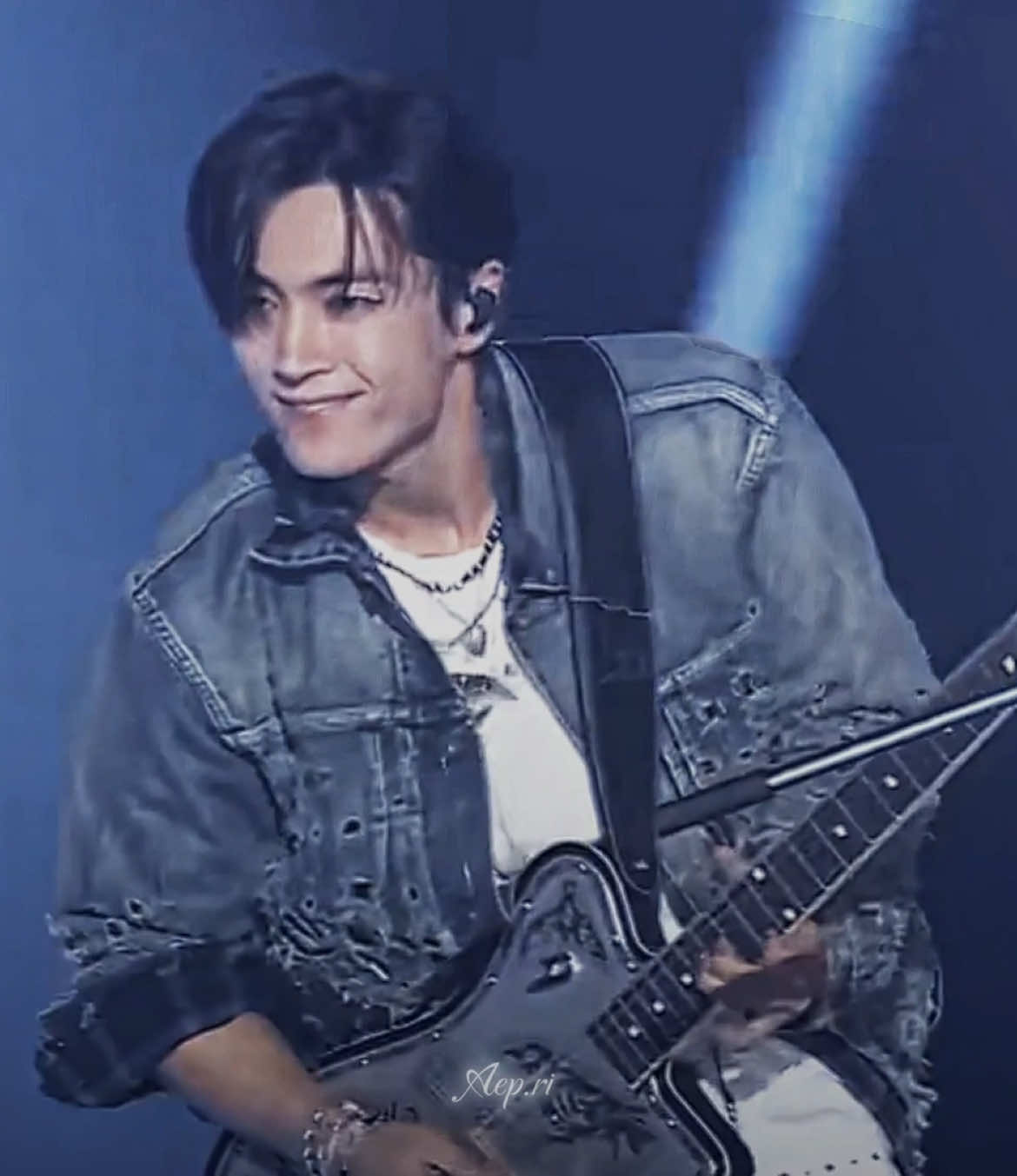 HBD JAY!! 🫶 this song is HIS! and I finally made a carrd yaay!! It’s in my bio hehe x #jay #jayenhypen #fyp #challa #enchella #aepri 