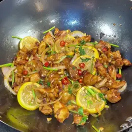 #ကြက်သံပုရာ #foryou #yummyfood #fyp #Foodie #homecooking #deliciousfood #chinesefood #chinesefood #fypပေါ်ရောက်စမ်း #yummyfood 