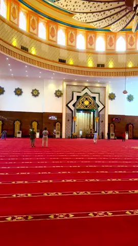 Alhamdulillah, Sholat zduhur perdana di Islamic Center - NTB. Masjid Hubbul Wathan Islamic Center ini di buka untuk umum baik untuk wisatawan dalam negeri maupun untuk wisatawan mancanegara. Banyak turist-turist asing yang datang ke masjid terbesar di NTB ini, dan merupakan salah satu objeck wisata religi di NTB.  #viralpost2025シ #fypageシ #achmadsaputra #fyp #Vlog #lombokisland #islamiccentermataram #mataram #ntb @pengikut