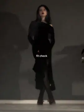фільтр якість заруїнив. Я ЦЮ СУКНЮ ТАК ЛБЬЛБ #fitcheck #slay 