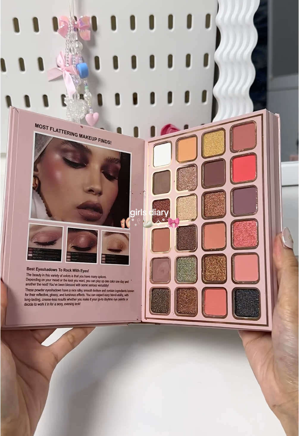the only books we need👀 #igoodco #igoodcopalette #eyeshadowpalette #makeup #blush #powderblush #highlighter #makeuppalette #fyp #fypage #fypシ゚ 