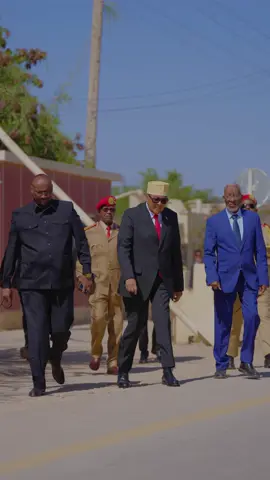 Madaxwayne Cirro #somaliland #fahadkaariye #somalitiktok #maayarmooge #cabdiraxmaancirro #maxamedbk #100kacisho 