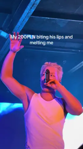 He knows he is the only hot Asian in the area - Gemini #gemini #geminiwarsaw #warsaw #warsawgemini #blase #kwaca #khh #djpool #concert #milesaway #fyp #dc #kimjaemin #geminitour #kpop #khhconcert #khiphop #korea #loveisbanned #daddy 