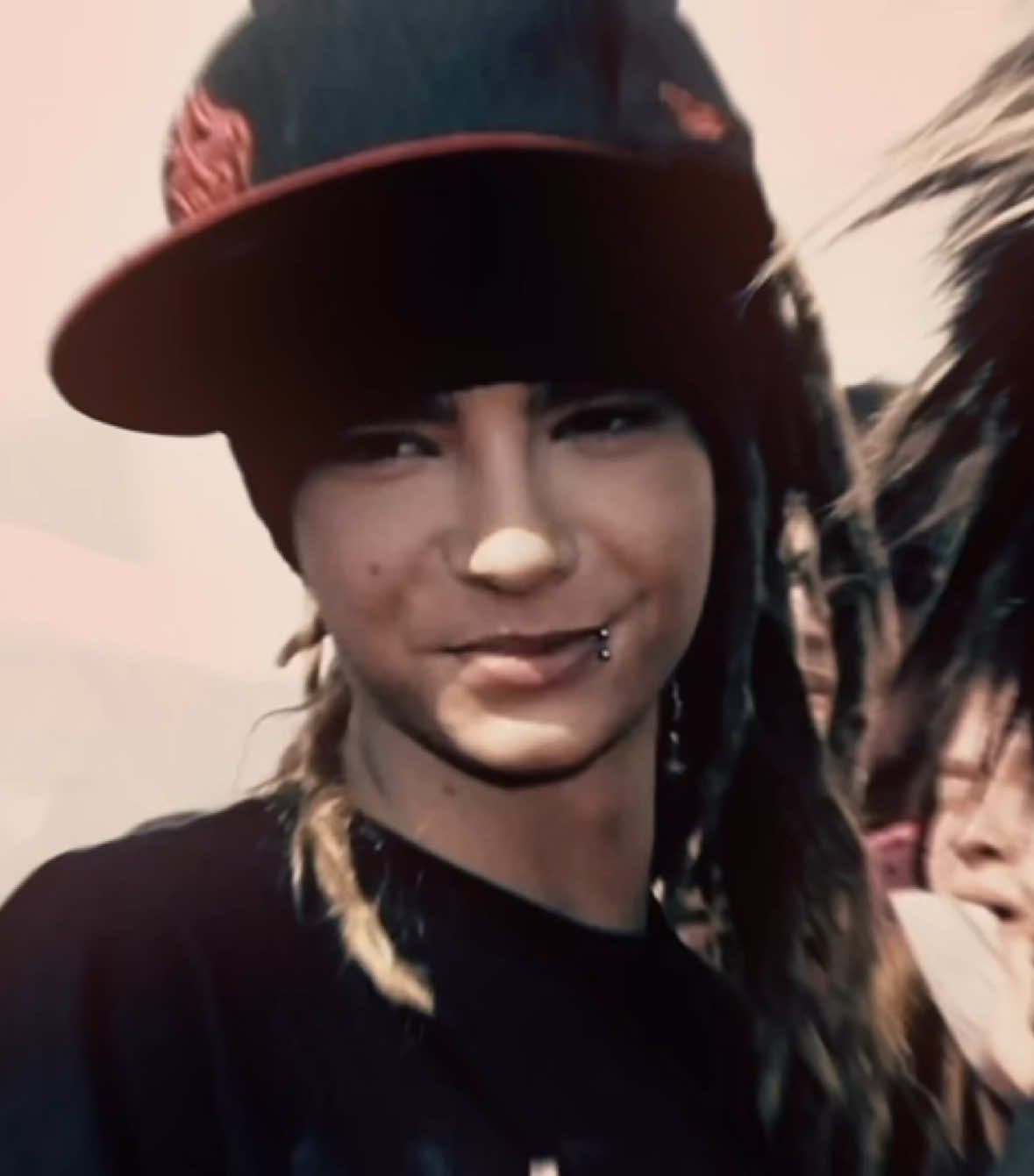 #TOMKAULITZ: i love #tomkaulitz #tokiohotel #tomkaulitzedit #tokiohoteledit #tomkaulitztokiohotel  