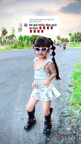 Trả lời @Nguyễn đình tiến 2k3 bé #nhảy#nhaytungbungvuibungno #trend 