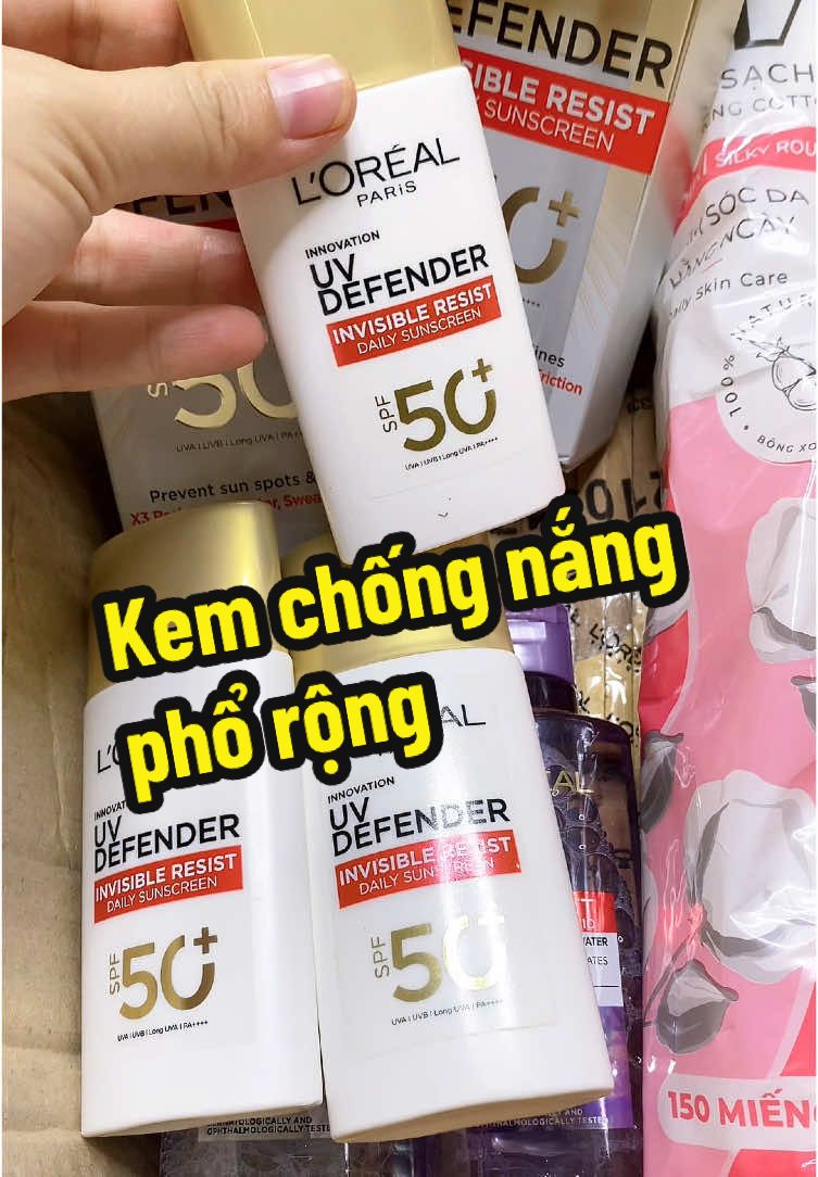 Kem chống nắng phổ rộng mỏng nhẹ chống nắng tốt rất thích hợp cho mùa hè nha mn #kemchongnang #kemchongnangkiemdau #lorealparis #kemchongnangnangtone #goclamdep #lamdep 