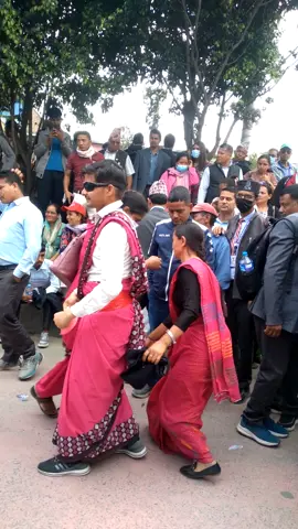 viral sir in teacher aandolan  #tiktok #foryoupage #viralsir @Basanta Binod @Basant binod Sharma  #viraldance #goviral #trending #highlight #followers #subasmeenfam #subasmeenfans #followme #subasmeen7 #creatorsearchinsights 