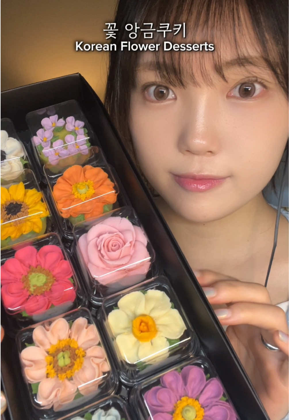 Korean Flower Dessert🌸 꽃 앙금쿠키 #mukbang #eatingshow  #koreanfood #desserttiktok #foodtiktok #fyp #꽃디저트 #mukbangvideo #desserts #koreanmukbang 