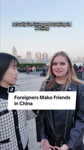 Is it difficult for foreigners to make friends in China?  #chinalife #russian #friends #culturaldifference #interview 