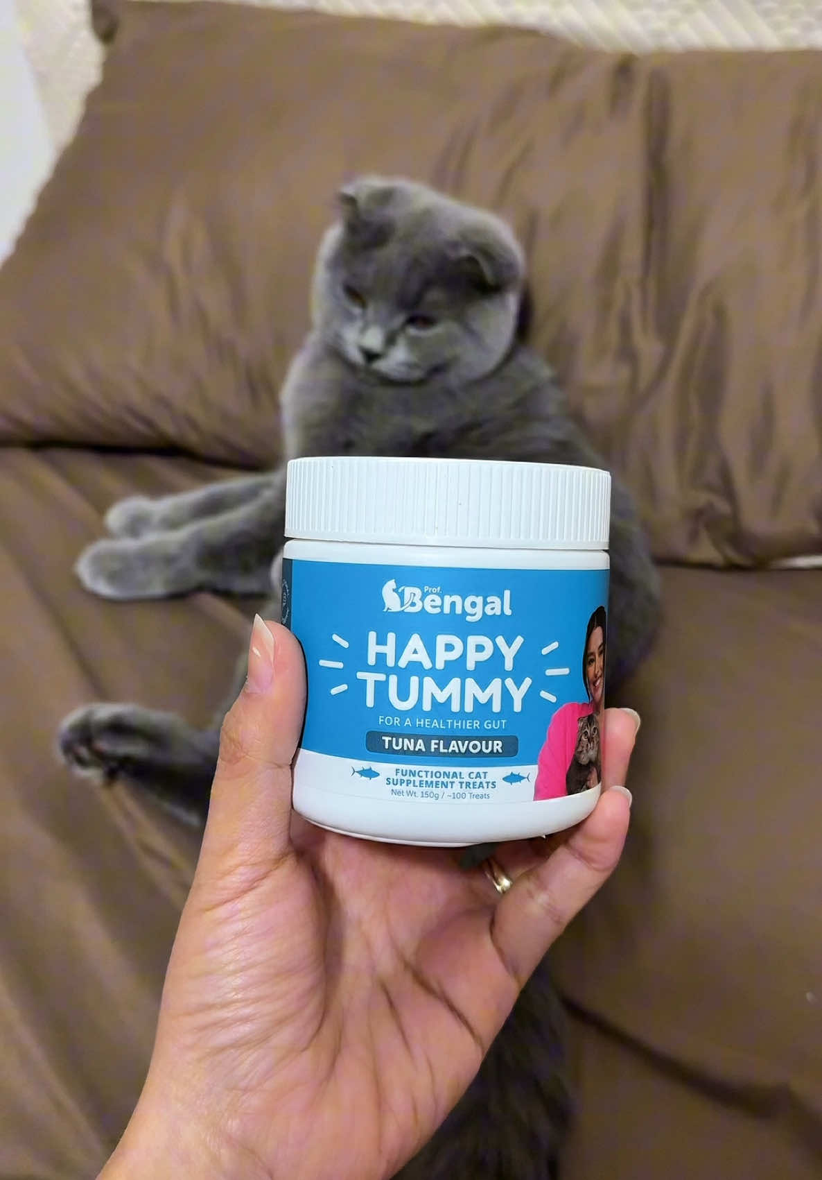para happy ang tummy ng veve na yarn #catsupplements #catvitamin 