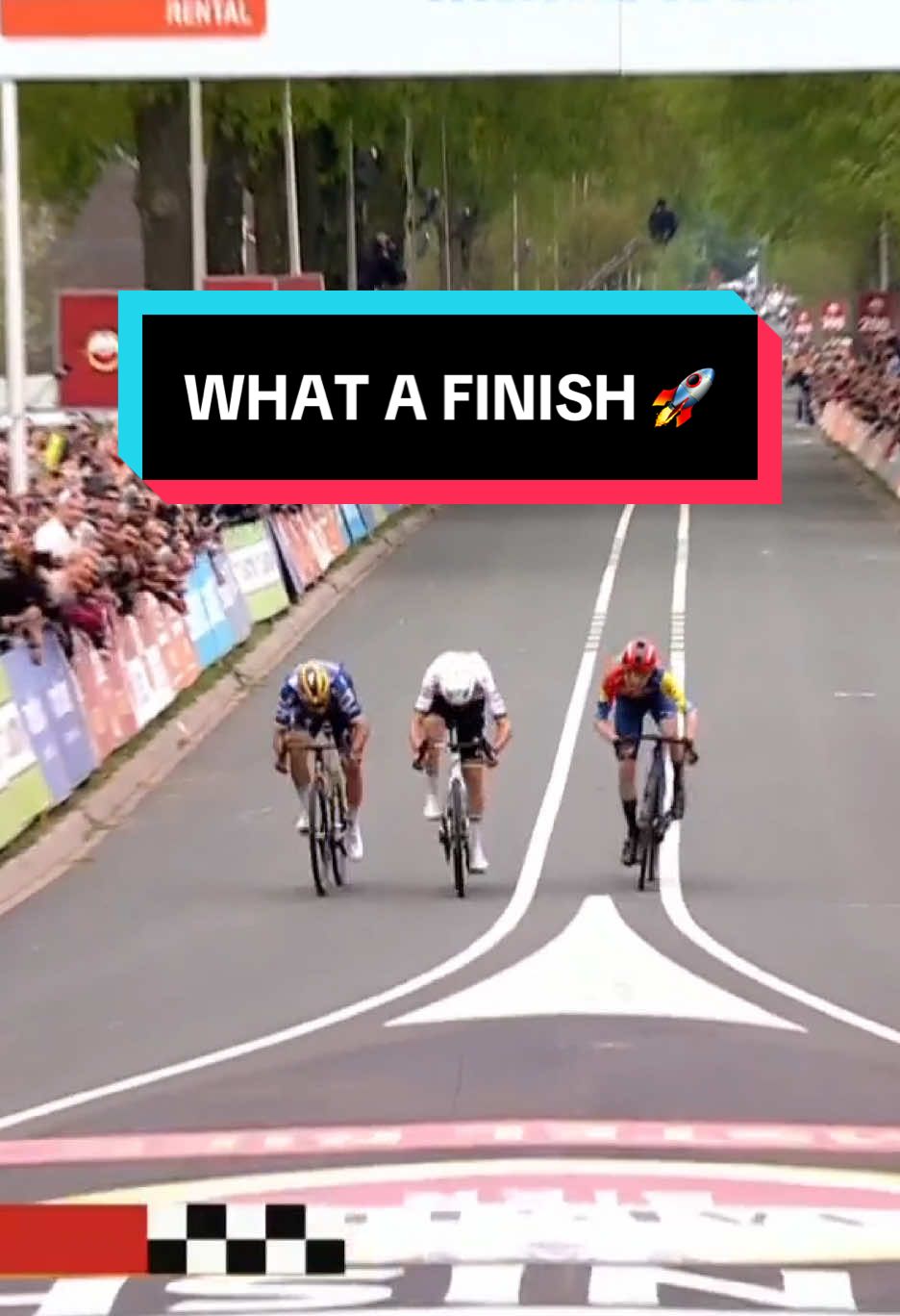 WHAT A MOMENT 😮🔥 Mattias Skjelmose BEAT BOTH the World and Olympic champions to win an incredible Amstel Gold Race! 👏 #roadcycling #cycling