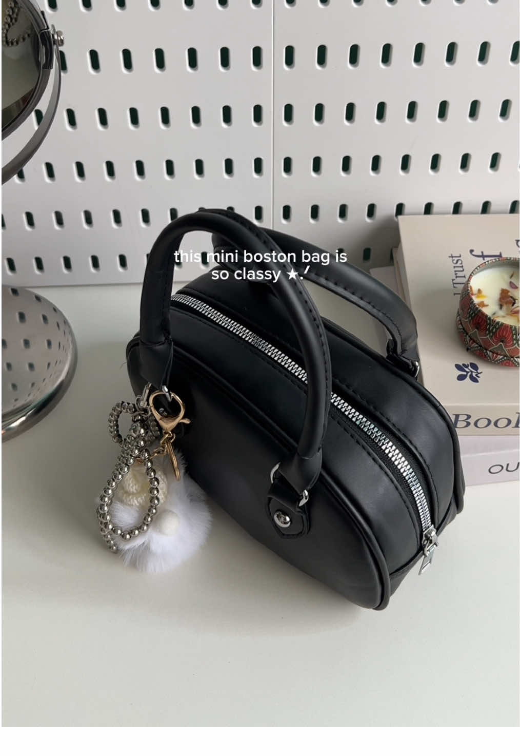 Replying to @dianne ☘︎ ✿ ⋆. 𐙚 ˚ this mini boston bag >>> 🫶🏻✨ #bostonbag #bag #minibag #slingbag #classybag #fyp #trending #viral 