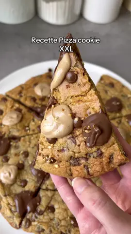 Pizza cookies à partager 😋 #pourtoi #pizza #cookie #food #recettefacile #patisserie 