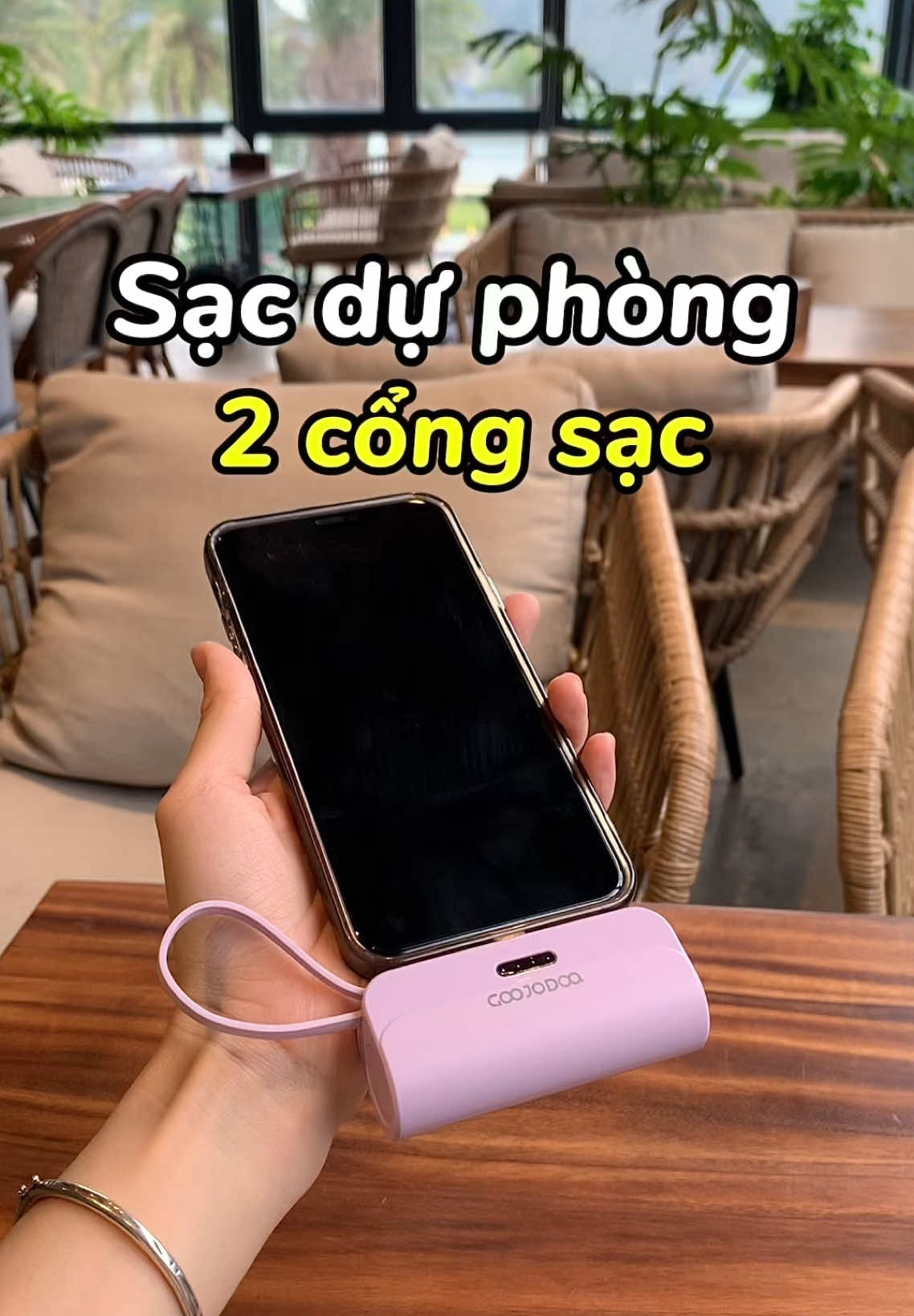 Sạc dự phòng mini, có 2 cổng sạc #sacduphong #goojodoq 