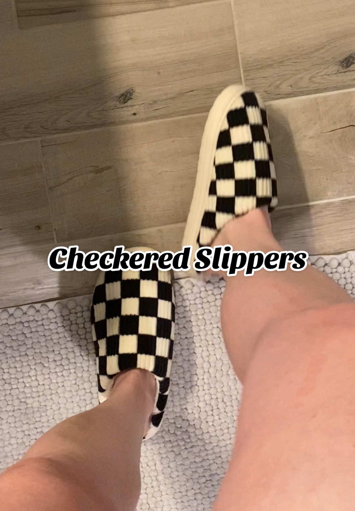 Now I don’t have to wear my boots when my feet are cold 🤗🖤 #fyp #sahm #tiktokshop #tts #tiktokshopfinds 