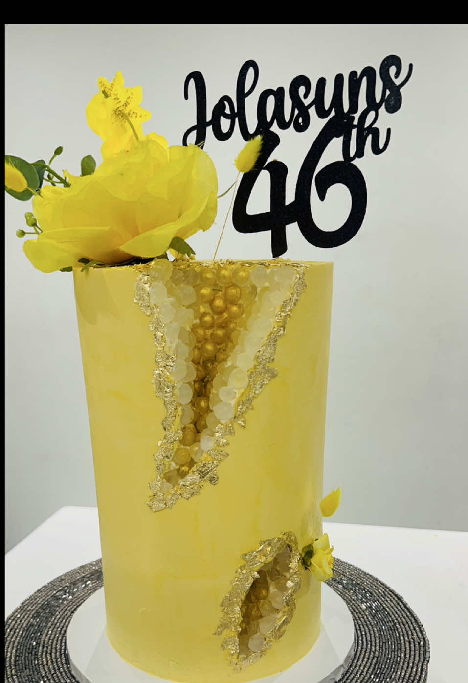 Easter sunshine meets birthday sparkle! Celebrating 46 golden years with this gem of a cake #easter #GeodeCake #YellowVibes #46 #Cakes #fyp 