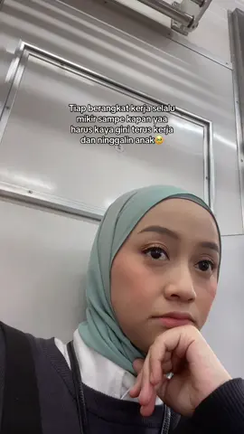 Sampe kapan? Sampe aku jadi milyarderrr wkwkwkkw aamiin dulu moms😚🥰❤️  #workingmom #workingmomlife #lifeasworkingmom #semuaibuhebat 