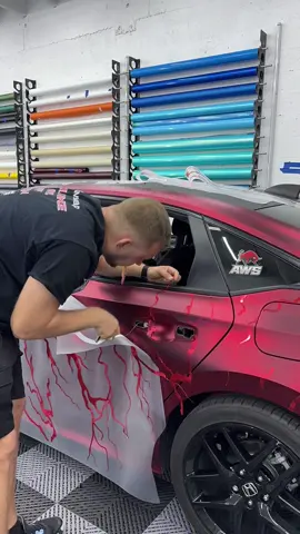 #wraps #wrapcar #carwrap #wrapping #wrap #wrapped #carwrapping #vinylwrap #carmiami #wrapmasters #vinyl #honda #hondacivic #crazydesign #uniquedesign 