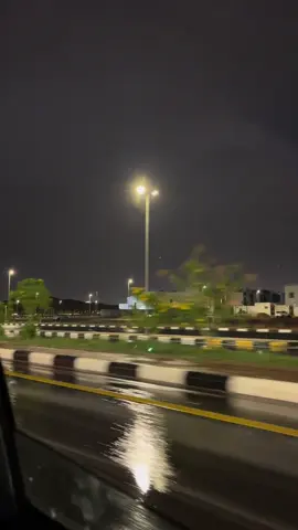 البرق🥹⚡️#foryou #مطر #اكسبلورexplore #حائل_الان 