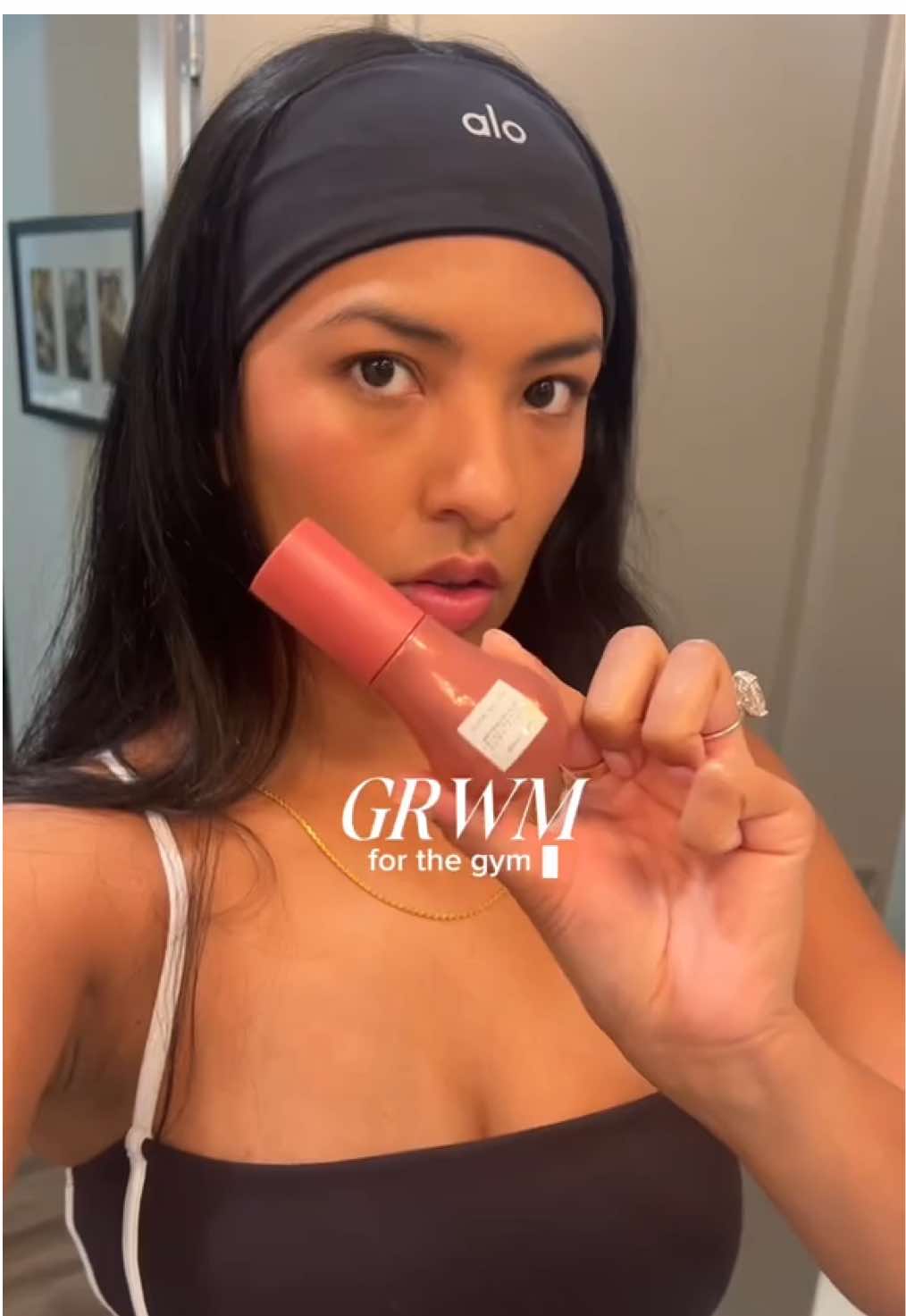 GRWM  #grwm #grwmmakeup  #quickgrwm #naturalmakeup #MakeupRoutine #grwmroutine #softglam #softglammakeup 