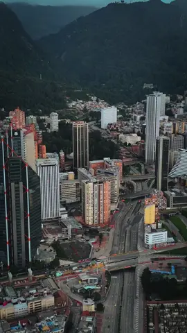 simplemente B O G O T Á 🏙️ #ciudad #bogotá #travel #colombia 