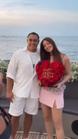 mama papa mikha😍😍✨️✨️❤️❤️ #fyp #niaramadhani #ramadhaniabakrie #niaramadhanibakrie #ardibakrie #family #couplegoals #birthday #foreveryoung 