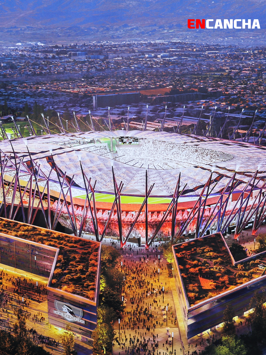 ¿SE LOGRARÁ CONCRETAR EL NUEVO MONUMENTAL? 👁👁 Luego de varias semanas de incertidumbre, se presentó la tan esperada maqueta del nuevo Estadio Monumental. Con un diseño inspirado en símbolos de la cultura mapuche, el recinto proyecta tener tres pisos, capacidad para 60 mil personas y 100 palcos. ¿La curiosidad? Los tiempos de espera. Si logran cerrar la Ruca, el proyecto podría demorar dos años y medio. Si el Cacique se mantiene disputando sus partidos en paralelo a la construcción, el tiempo se podría duplicar. #ColoColo