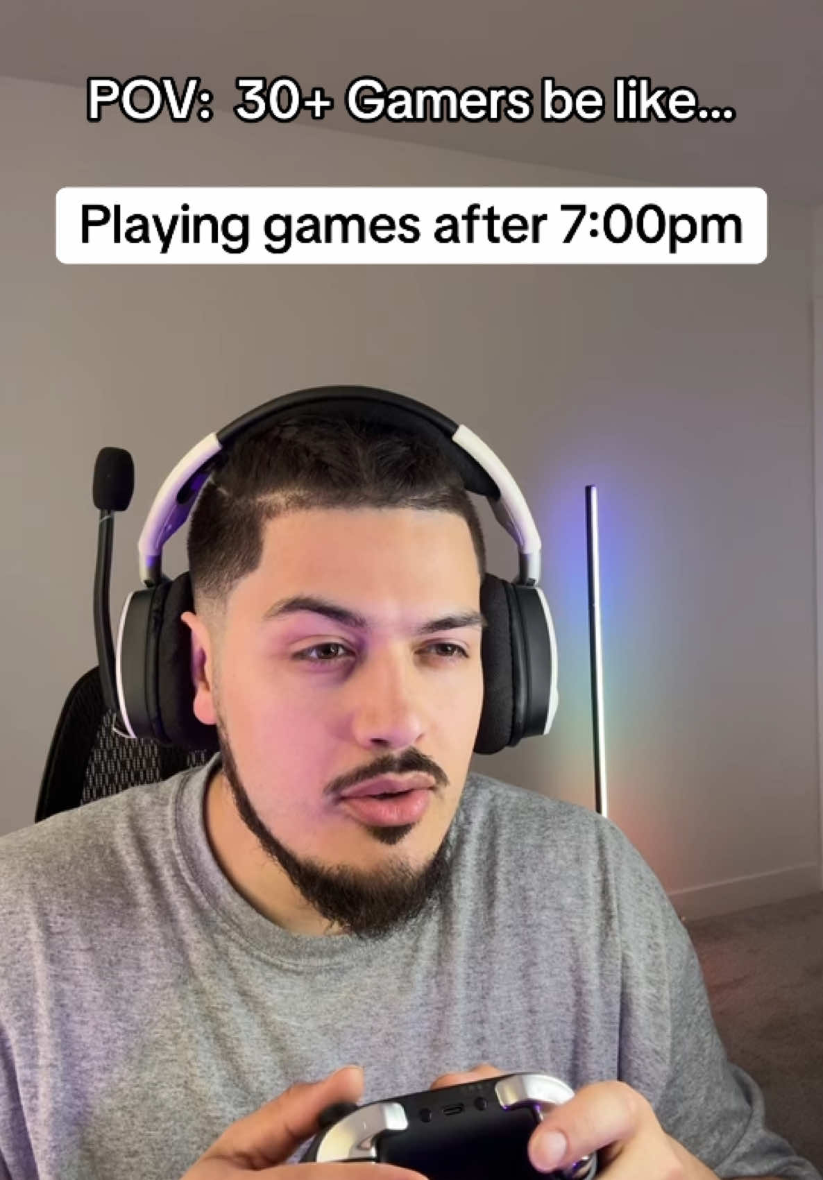 Playing video games as a 30+ year old gamer #gamer #gamingmemes #gamertiktok #over30club #30yearoldgamer 