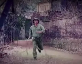 Vì chiến tranh buộc họ phải xa gia đình và những người thân yêu của họ để vào Nam chiến đấu giành độc lập cho Dân Tộc🇻🇳