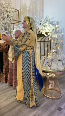 امي وخالاتي 🥰 #اعراس #فلسطين #wedding #thobe 