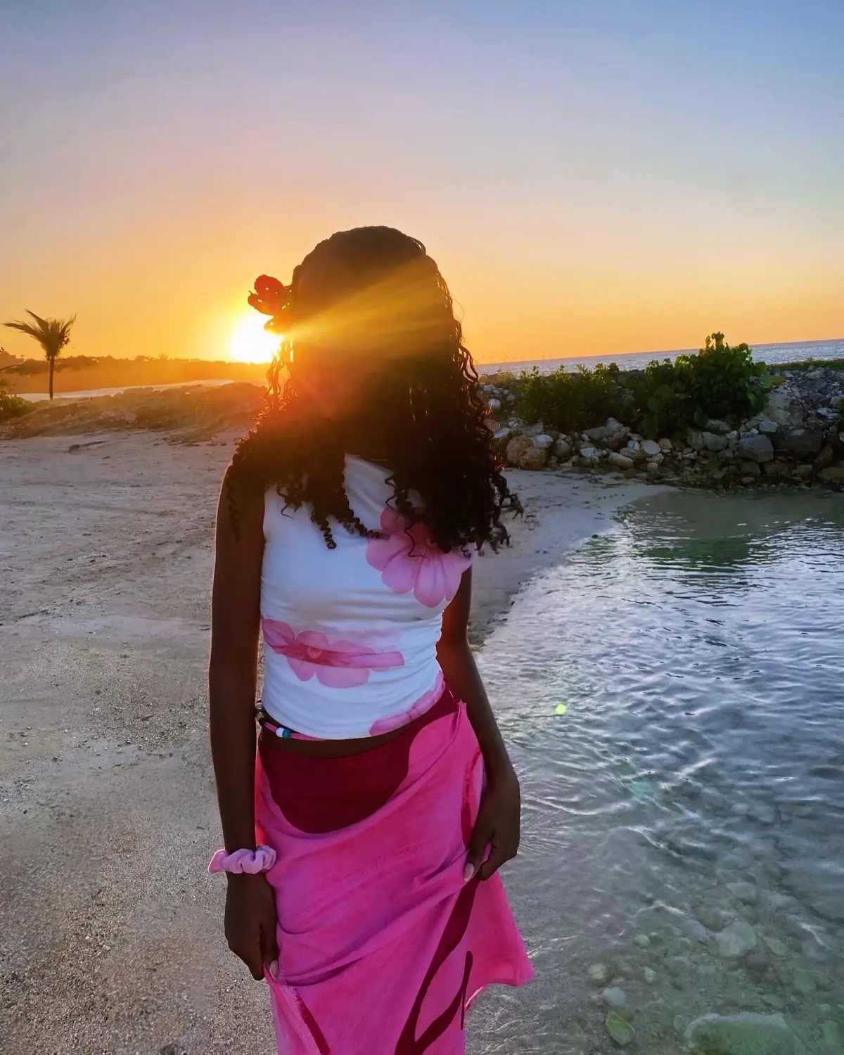 A time was had @Pineapple Beach Jamaica  #SunsetGlow #BeachVibes #IslandGirl #PineappleBeach #GoldenHourMagic #TropicalBeauty #VacayMood #BlackGirlMagic #BeachFit #ViralLooks #SunKissed #SlayedAndLaid #TravelInspo #GlowUpSeason